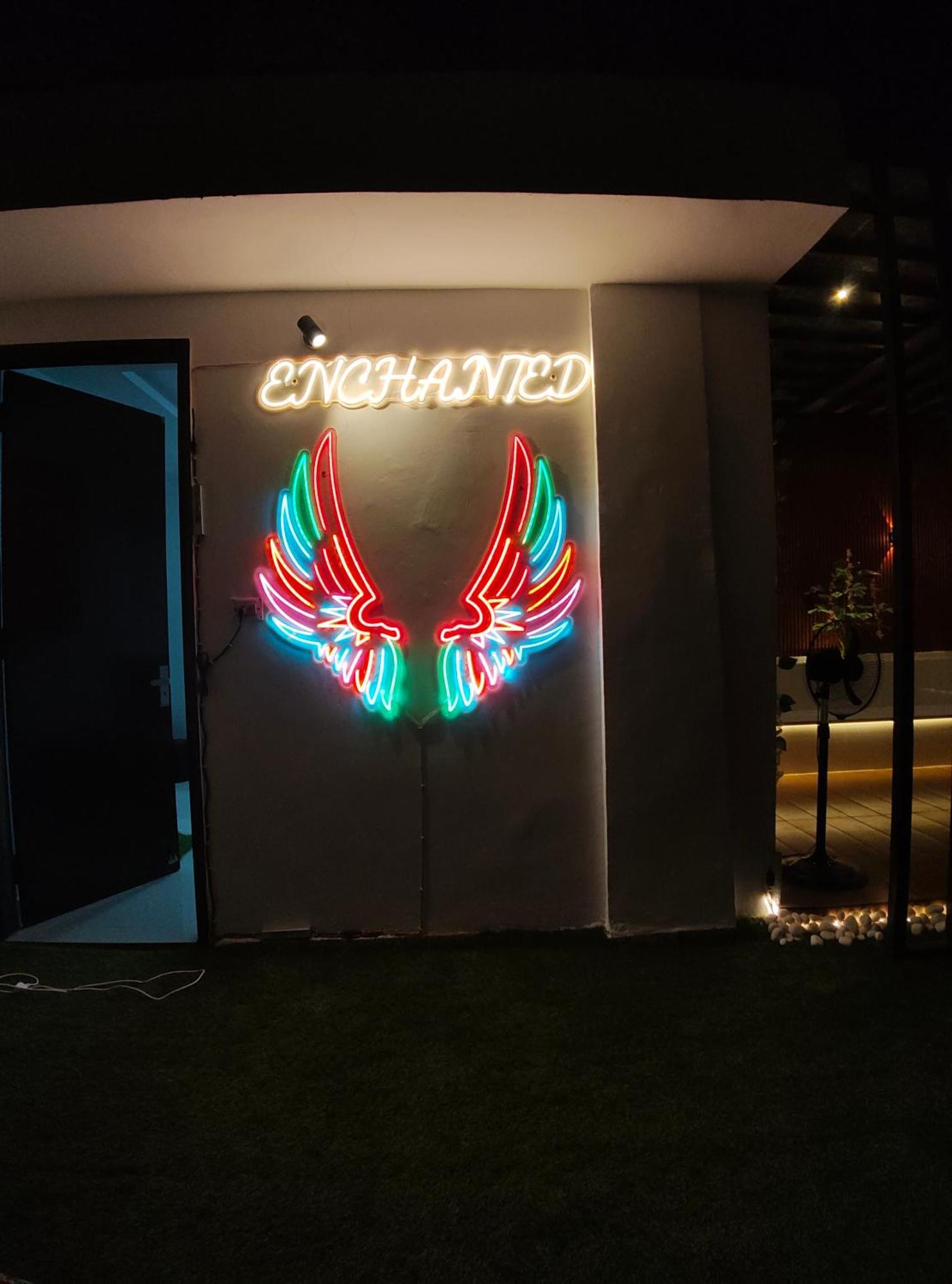 Hotel Enchanted The Roof Rekha, With Private Trace Garden Nueva Delhi Exterior foto