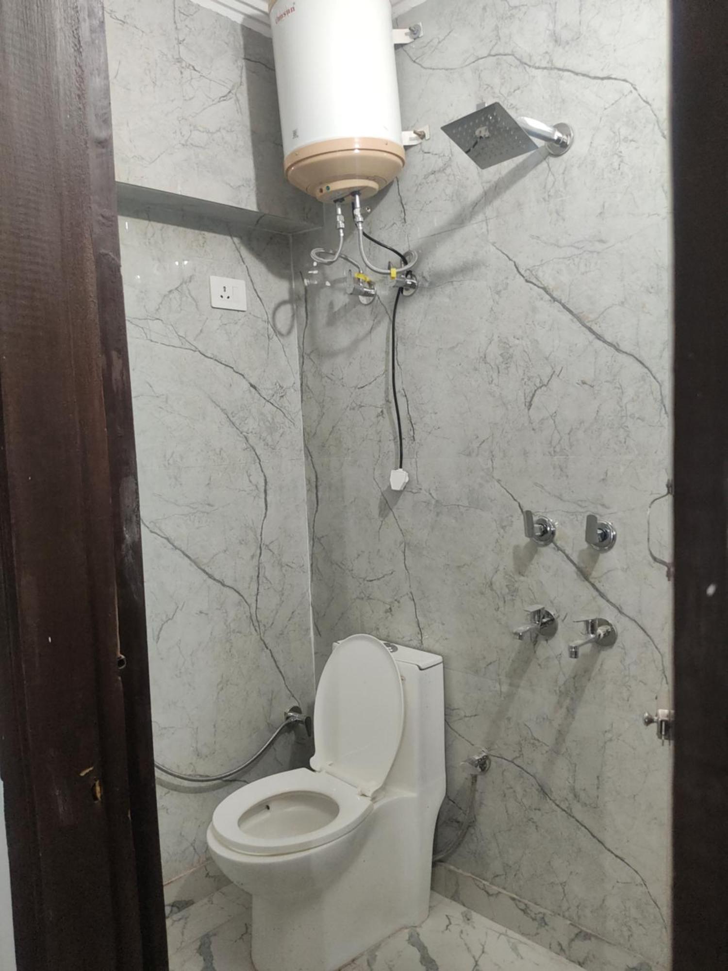 Hotel Enchanted The Roof Rekha, With Private Trace Garden Nueva Delhi Exterior foto